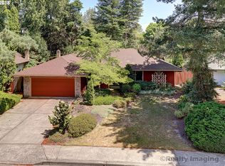8960 SW Parkview Loop, Beaverton, OR 97008