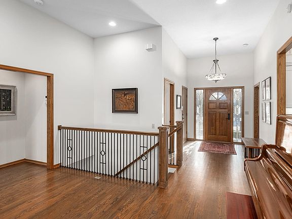 5th image of 1149 N Bracken St