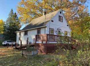 2593 Norwood St, Marquette, MI 49855