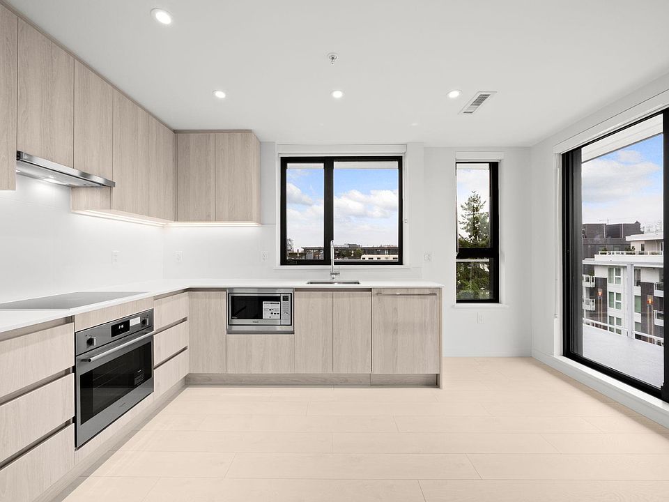 1st image of 4928 Quebec St #603