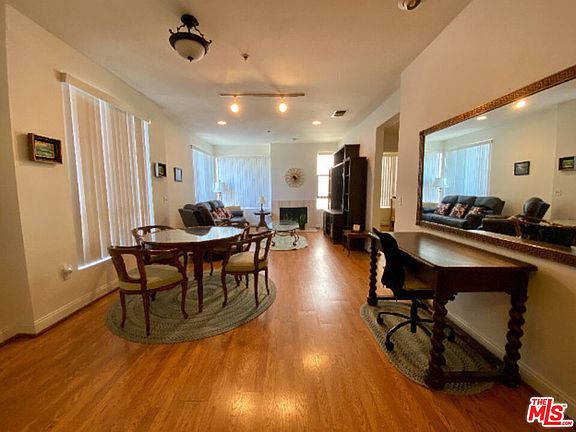 2nd image of 6938 Laurel Canyon Blvd Unit 307