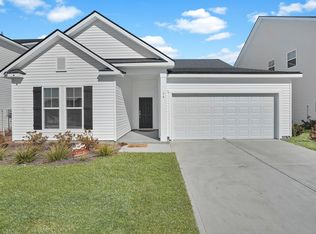 14 Roxbury Dr, Port Wentworth, GA 31407
