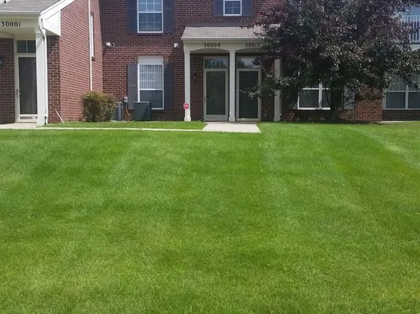 30017 Heritage Pkwy, Warren, MI 48092