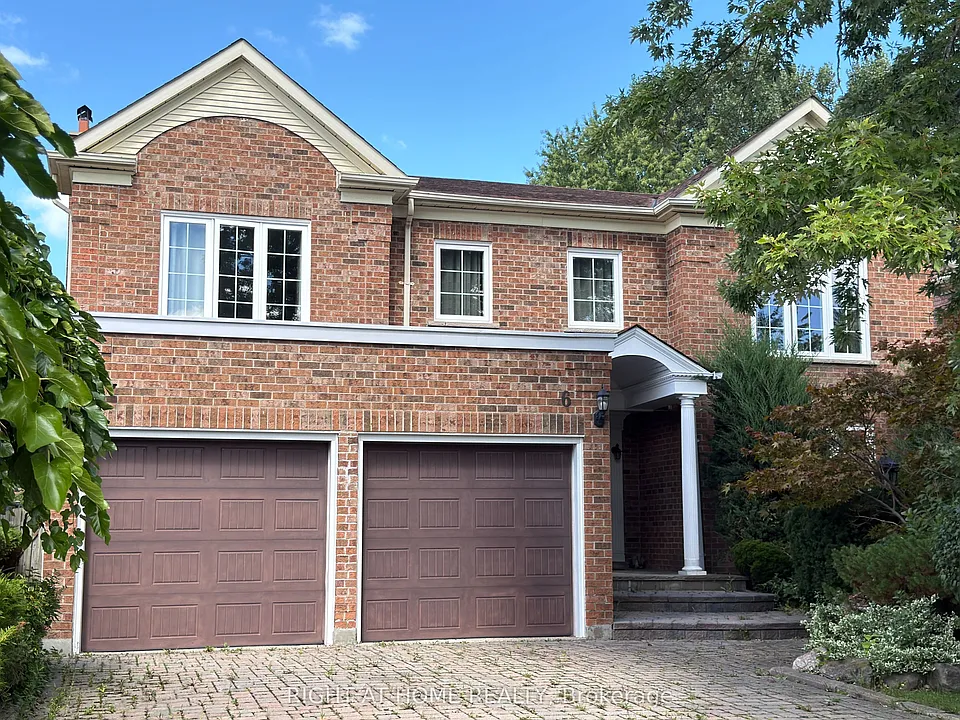 6 Cowles Ct