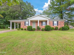 1444 Old Humboldt Rd, Jackson, TN 38305