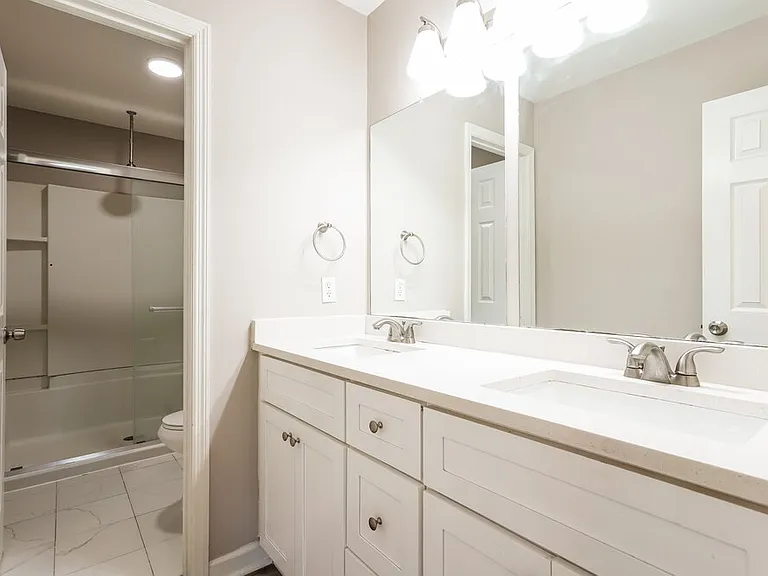 1212 Orchard Mountain Ct — Photo 12