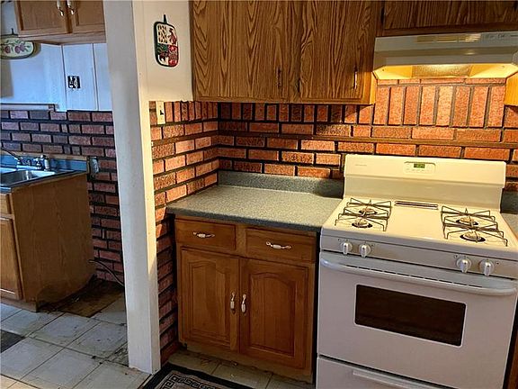 5th image of 608 Brinker Ave