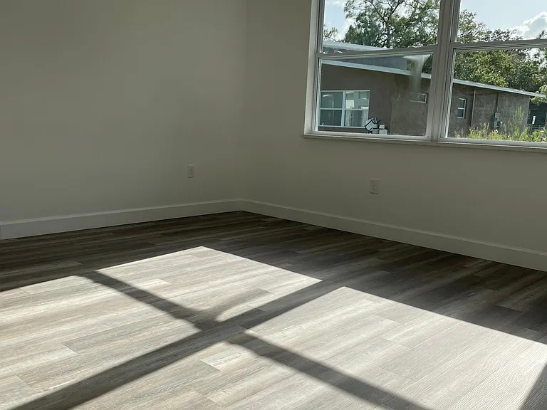 2549 N Odessa Rd — Photo 15