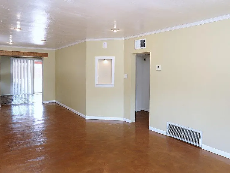 3326 E Elida St — Photo 16