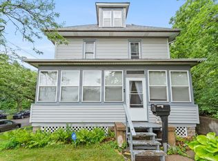 1053 Jessie St, Saint Paul, MN 55130