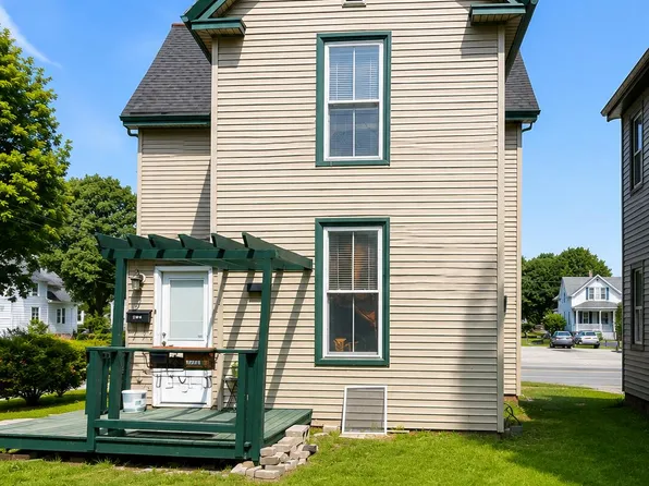 127 Congress Street, Bangor, ME 04401