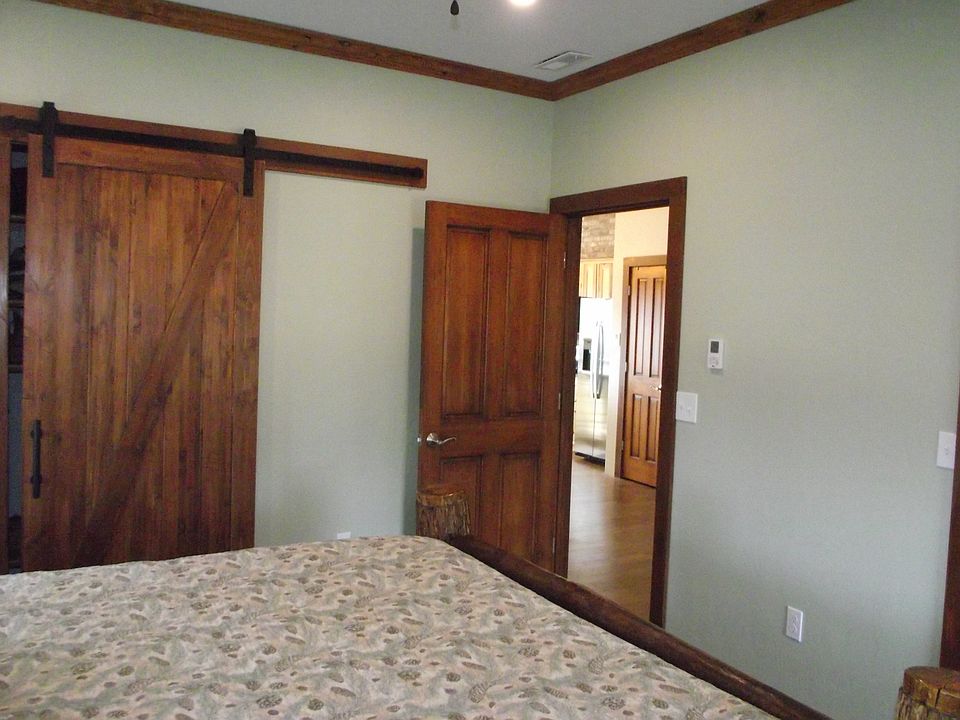 1st image of 234 Thistle Dr