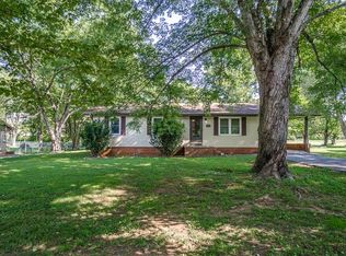 358 Jefferson Ave, Sparta, TN 38583