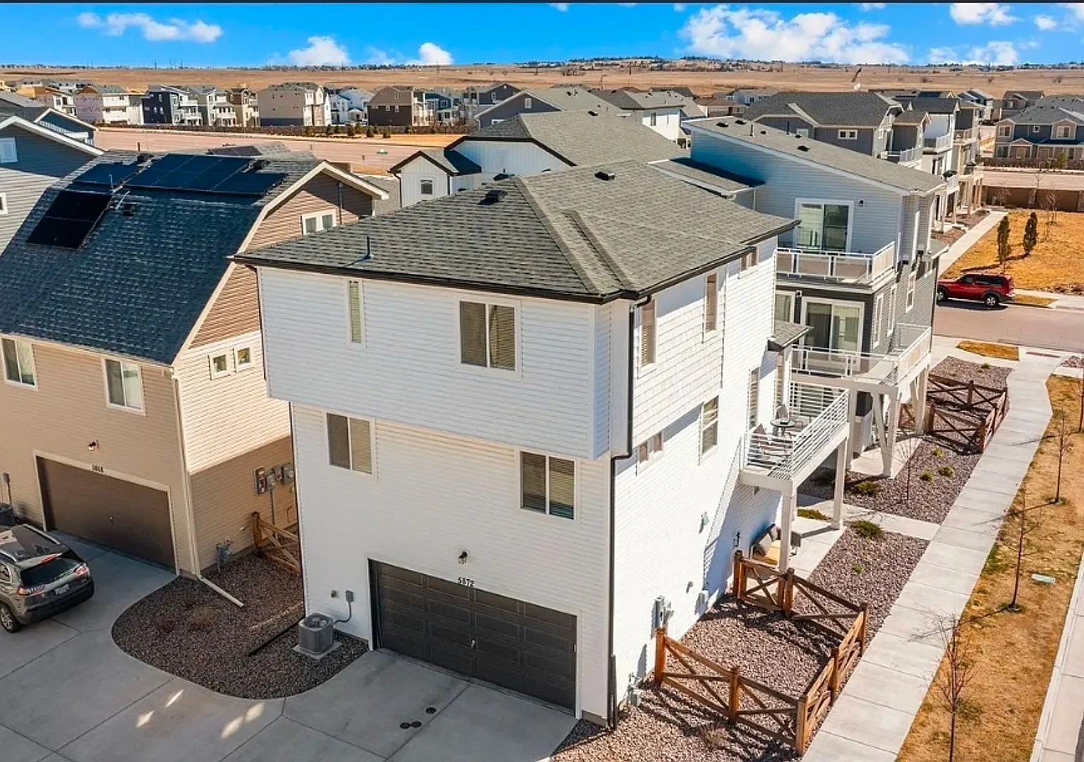 Stunning New Home Build in Beautiful Banning Lewis Ranch — Photo 3