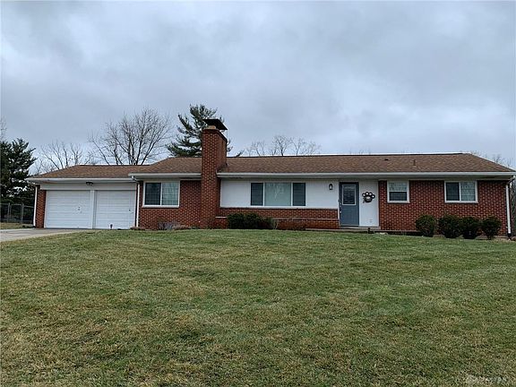 2nd image of 3172 Malina Ave