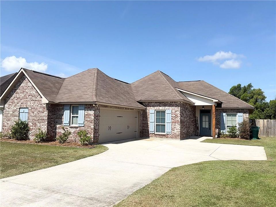 1st image of 31357 Sweetwater Ridge Dr