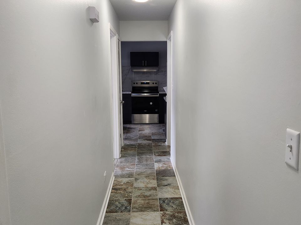 1st image of 10809 S Harlem Ave