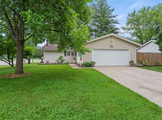 2501 Sherborn Rd, Springfield, IL 62702