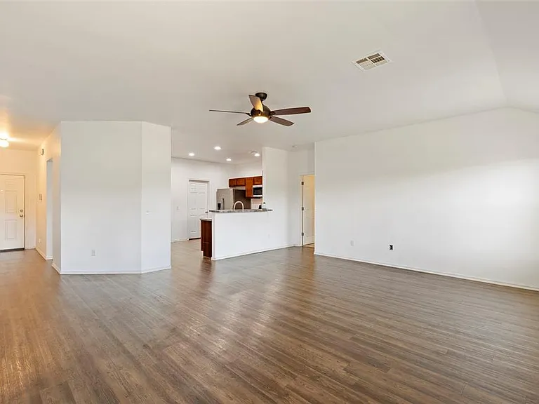 13244 Beekman Dr — Photo 7