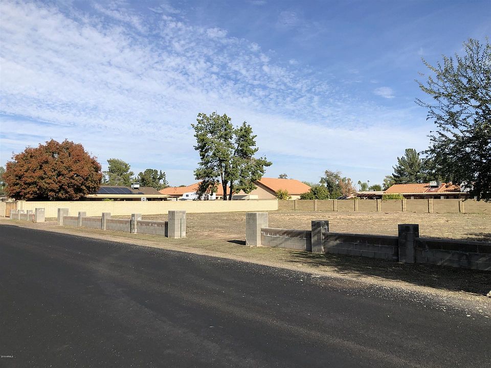 1st image of 18239 N 66th Ave
