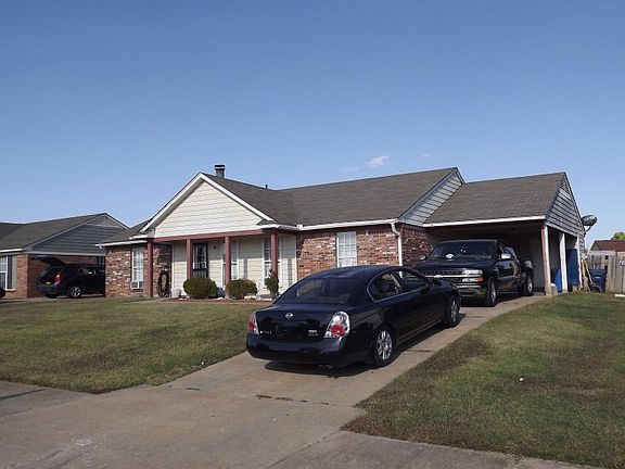 2nd image of 6372 Magnolia Lakes Dr