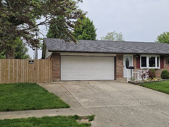 2nd image of 221 Mills Pl