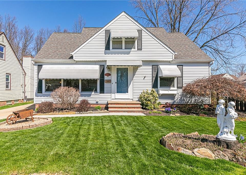 1st image of 29017 W Willowick Dr