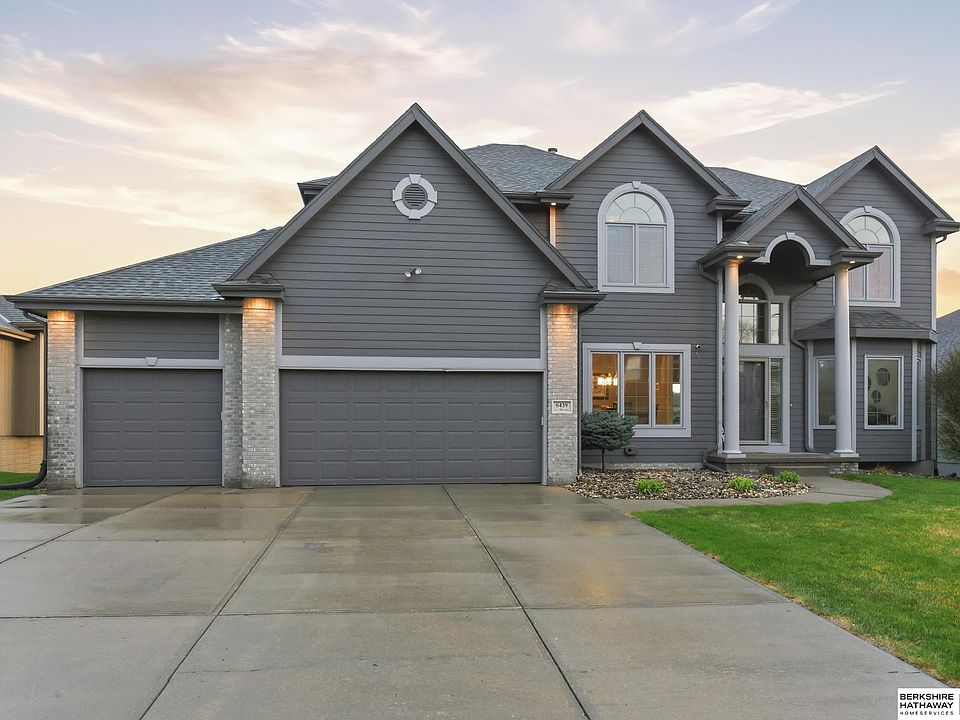 1st image of 6439 S 184th Ave