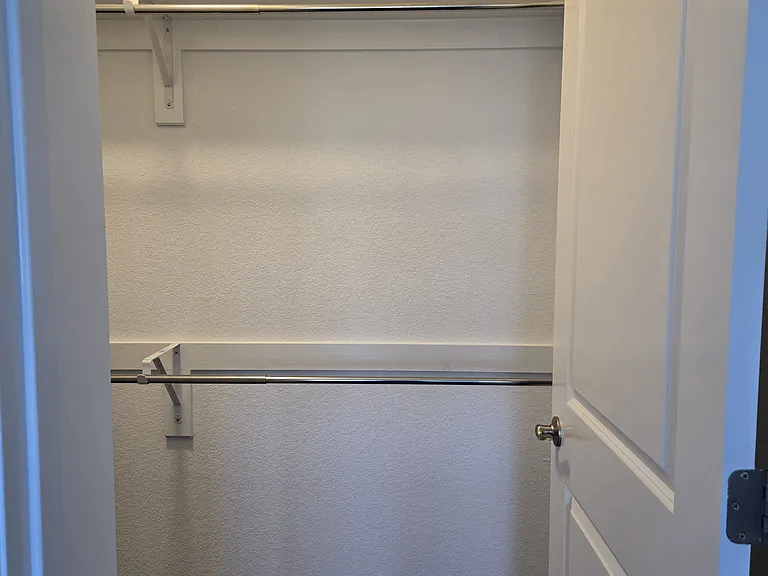 1728 Vankar Dr — Photo 12