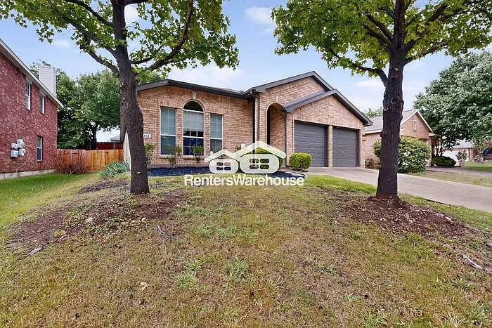 9113 Warren Dr — Photo 4