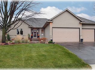 9384 Tewsbury Gate, Maple Grove, MN 55311