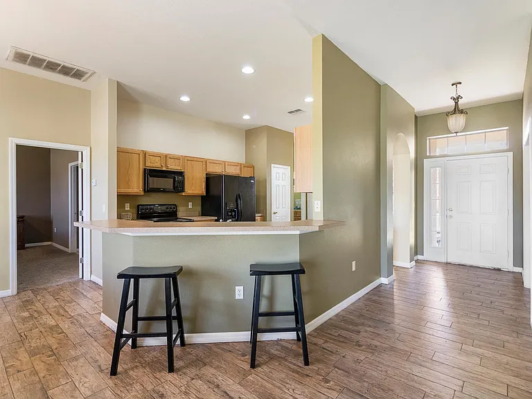 6228 Alamanda Hills Blvd — Photo 10
