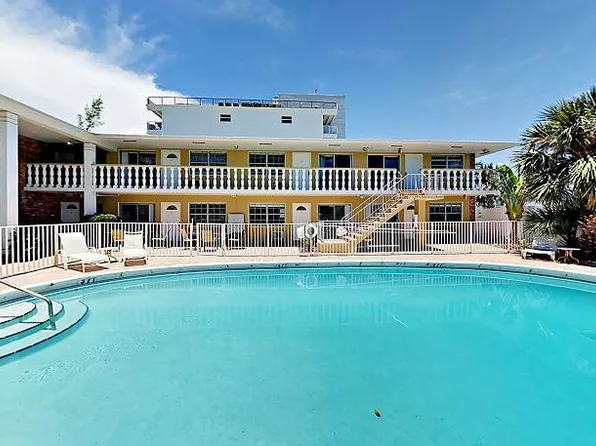 3226 NE 12th St APT 7, Pompano Beach, FL 33062