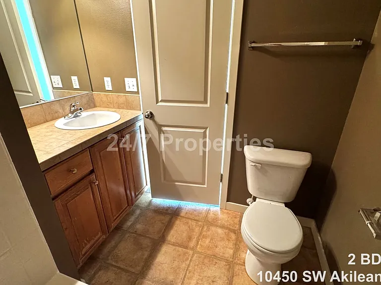 10450 SW Akilean Ter — Photo 12