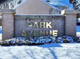 2223 10th Ave SE, Willmar, MN 56201