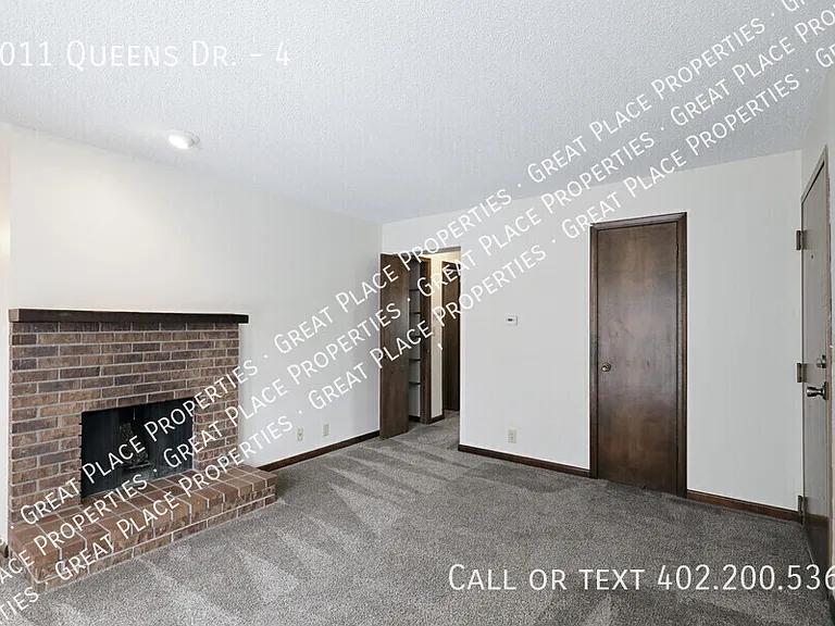 6011 Queens Dr #4 — Photo 17