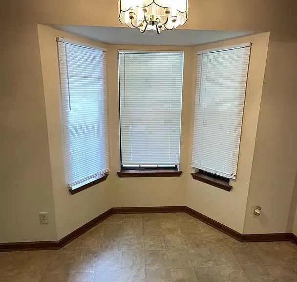 103 Valley Creek Dr — Photo 4