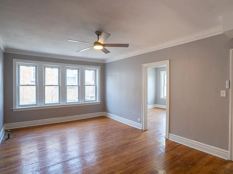 7035 S Indiana Ave #3 — Photo 9