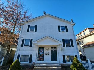 22 Sorrento St, Springfield, MA 01108