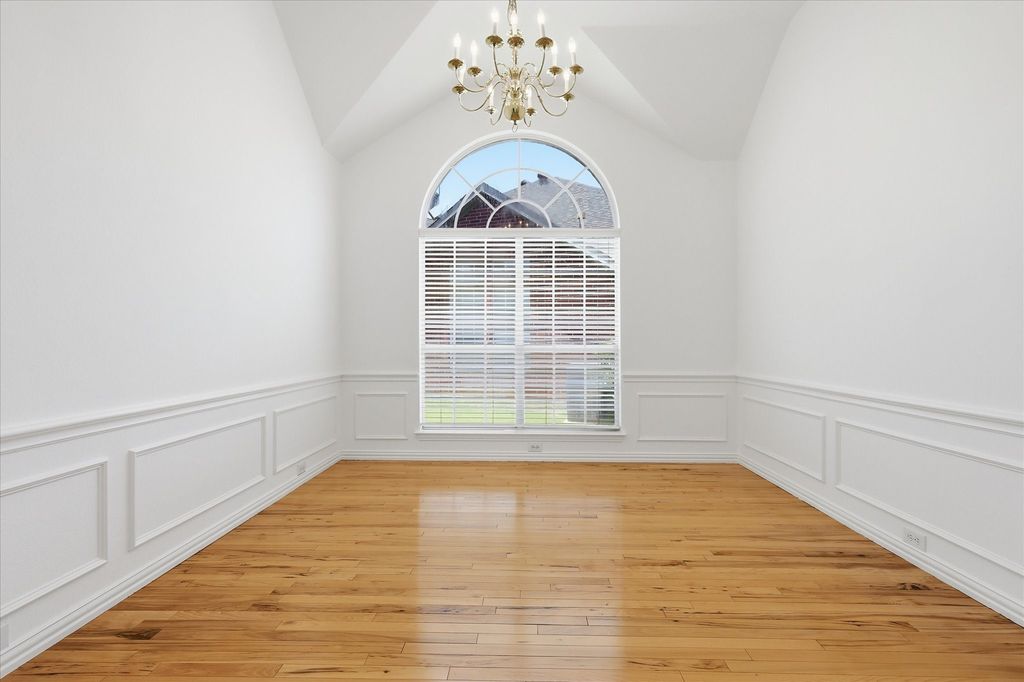 9325 Vista Cir, Irving, TX - View 5