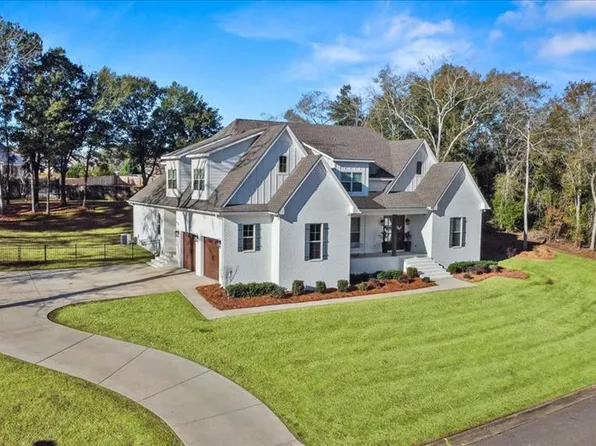 106 Whispering Oaks Trl, Dothan, AL 36305
