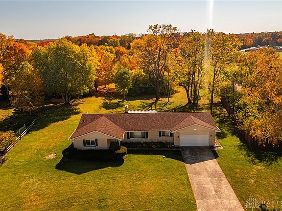 2nd image of 2550 Echo Valley Dr