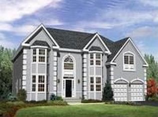 2703 Medina St, Vineland, NJ 08361