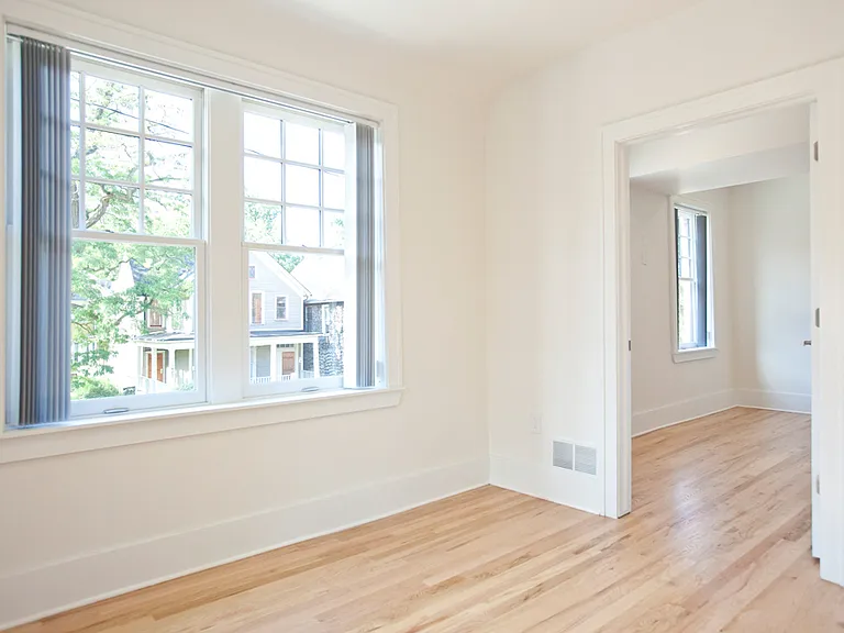 1400 Van Dyke St #301 — Photo 12