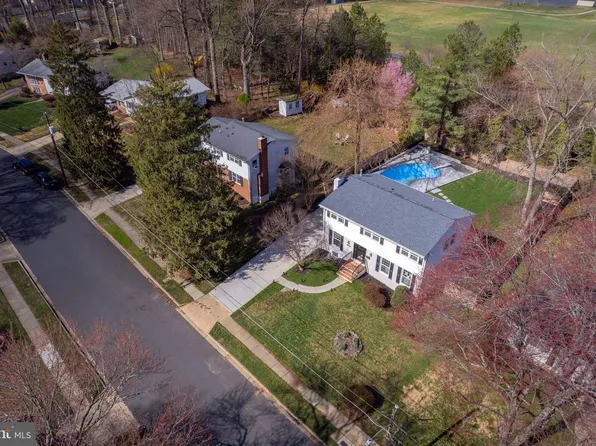 2524 Swift Run St, Vienna, VA 22180