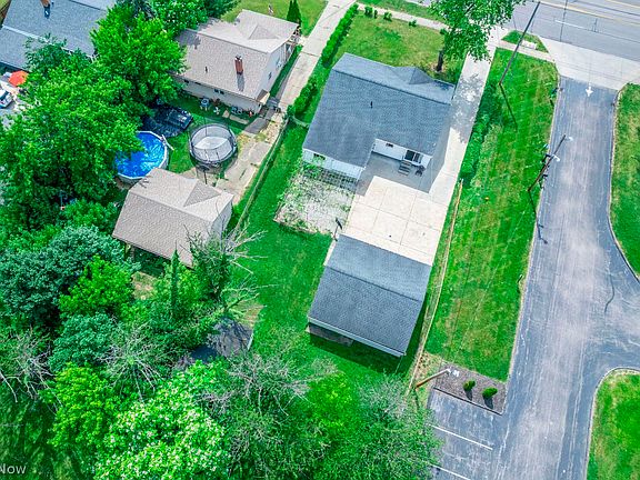 4th image of 6127 W 130th St