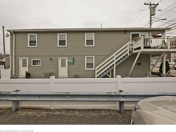 3rd image of 68 E Grand Ave