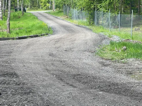 20001 Scenic Dr, Chugiak, AK 99567