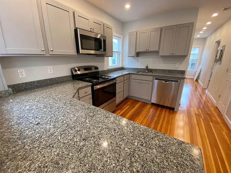 10 Trapelo Rd #5 — Photo 9