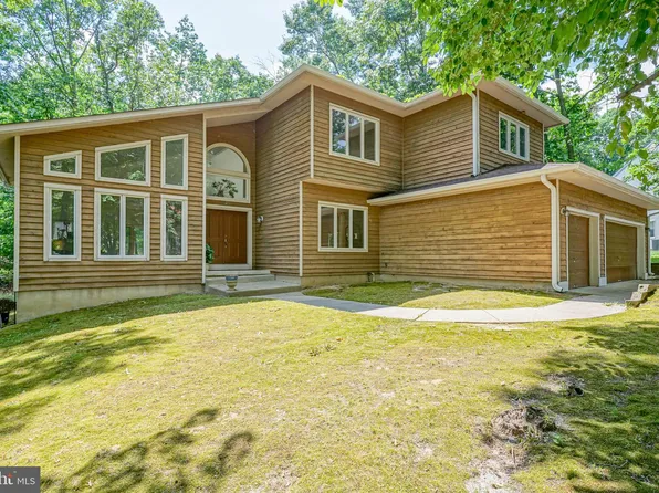 6 Plaza Way, Voorhees, NJ 08043